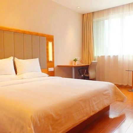 Ji Hotel Changsha Helong Stadium Екстер'єр фото