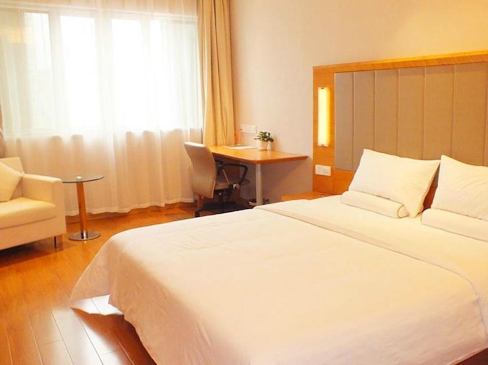 Ji Hotel Changsha Helong Stadium Екстер'єр фото